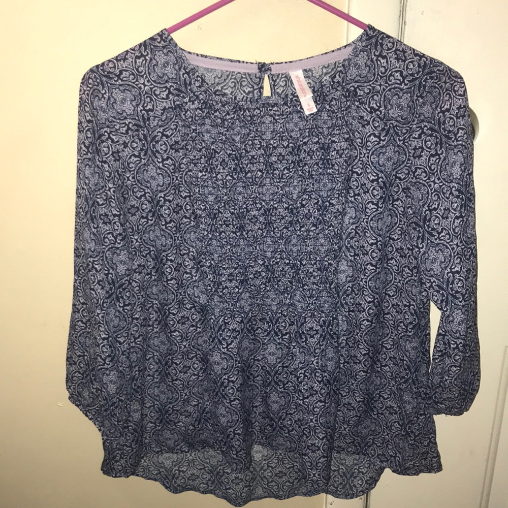 Small xhilaration babydoll top